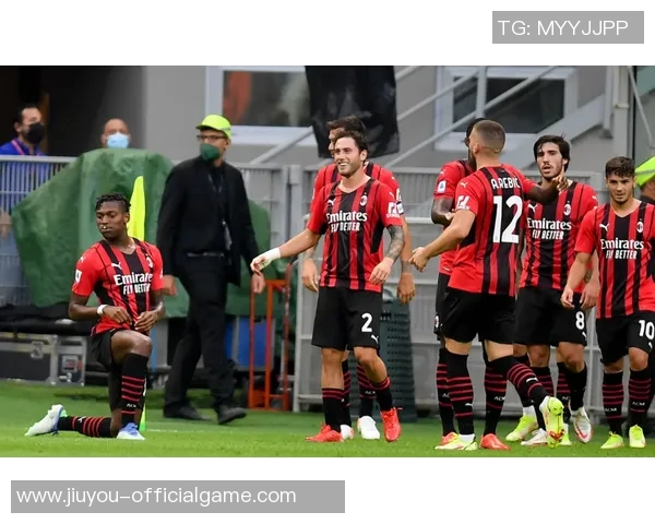 欧冠经典对决AC米兰大胜利物浦点球大战引发全场狂欢