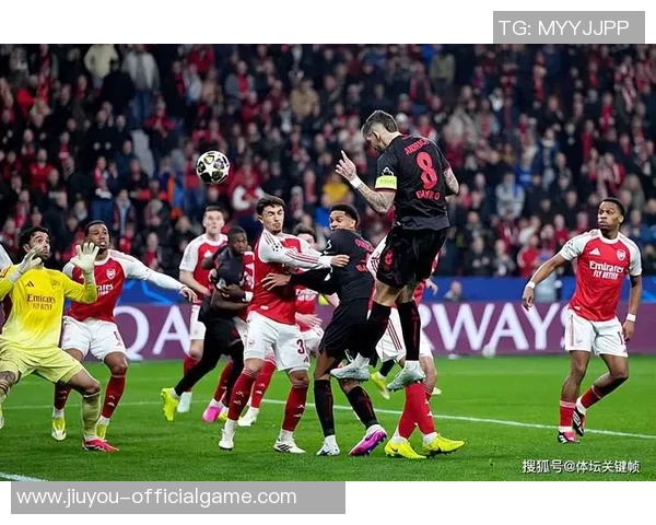 欧冠激战热刺与皇马战平绝杀瞬间引发争议判罚全场沸腾